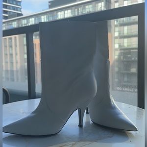 Kendall&kylie heel boot🤍 size8